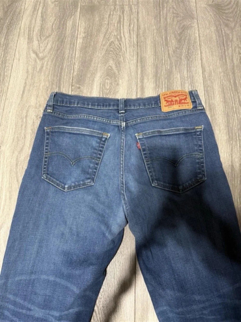 Levi 541 Men's Blue Straight-Leg Jeans
